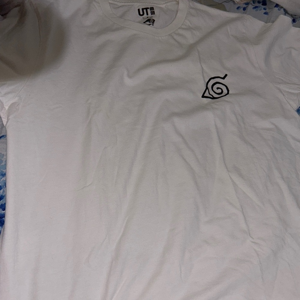Uniqlo Naruto Minato shirt